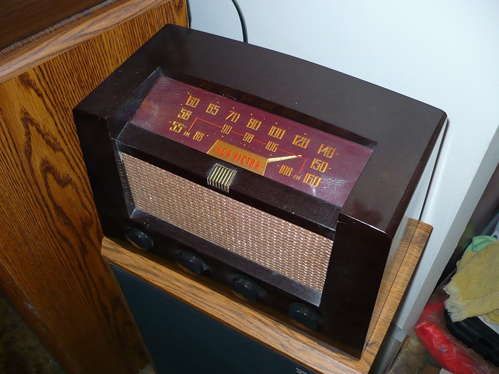 RCA 8R71.JPG