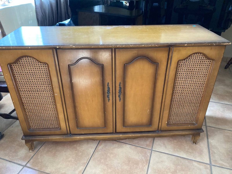 Telefunken console stereo.jpg