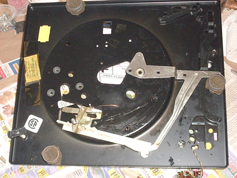 Garrard 6-200C Underside Base.JPG