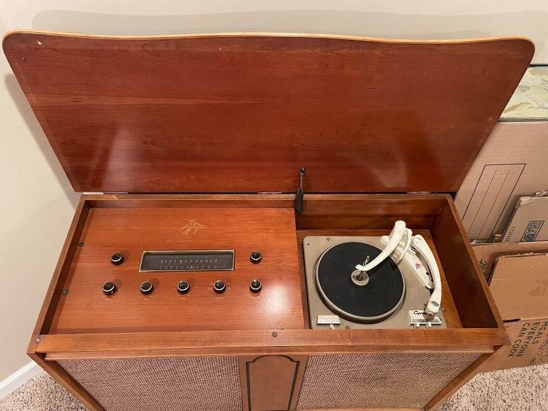 1963 Fisher stereo.jpg