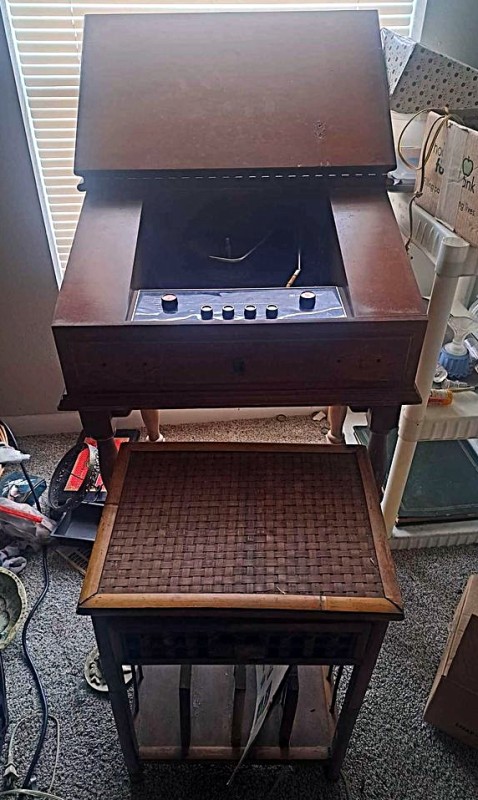 V-M Table Topper.jpg