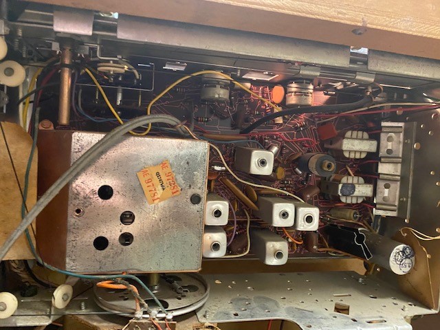 Q1747 chassis.jpg