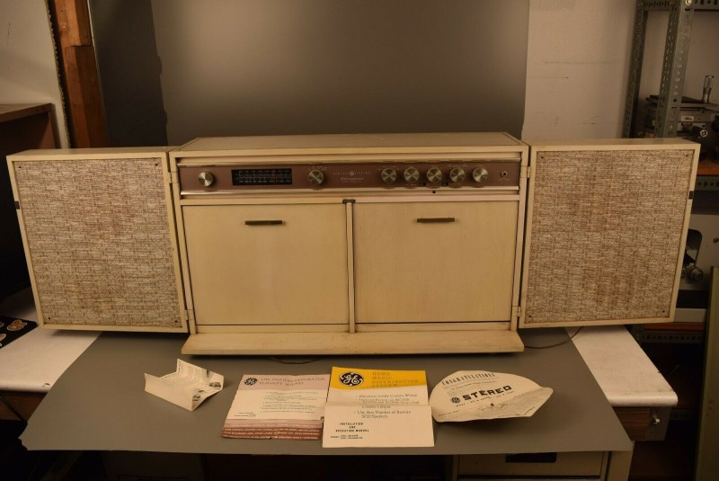 GE stereo with Garrard changer blonde.jpg