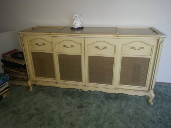 '62 Magnavox Stereo Theater.jpg