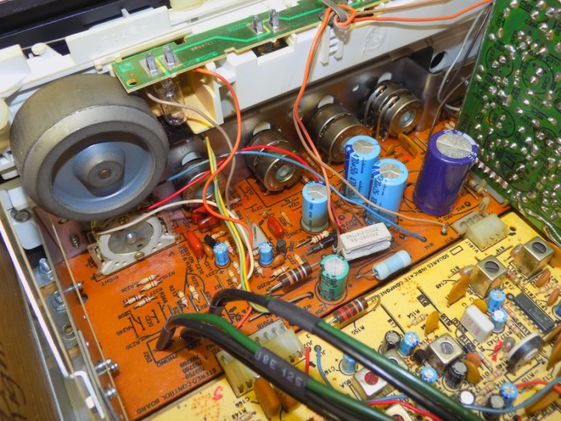 Magnavox R344 Power Supply and Pre-Amp Detail