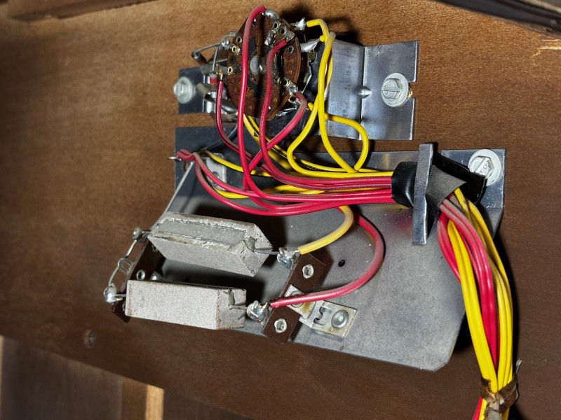 Speaker Switch - Rear Facing