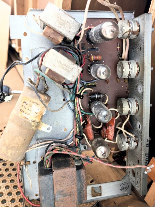 1000002154.jpg (543.99 KiB) Viewed 149990 times Chassis pulled out