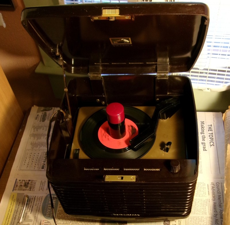 RCA 45-EY3-Complete.JPG
