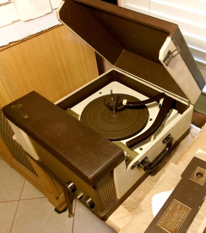 V-M 1275-side.JPG